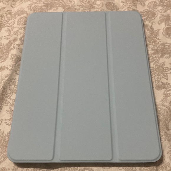 Apple Smart Folio for iPad (10th Generation) - - Picture 1 of 4